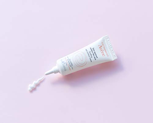 Creme Contorno de Olhos Calmante Eau Thermale Avene, Sem Fragrância, Pele Sensível Propensa a Eczema 10ml