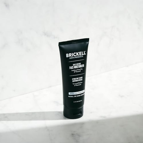 Brickell Men's Products - Brickell Men’s Daily Defense Hidratante Facial SPF 20 para Homens, Natural – 50g