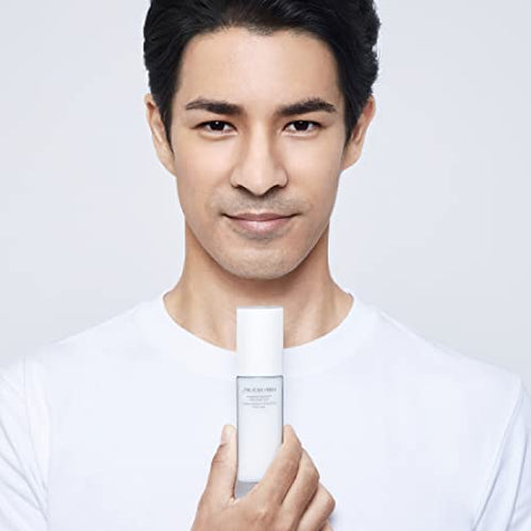 Shiseido Men Energizing Moisturizer Extra Light Fluid 100 mL – Reduz a aparência de linhas finas e opacidade