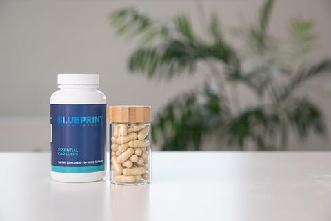 Cápsulas Essenciais – Multivitamínico/Multimineral Diário para Mulheres e Homens – Suplemento Antioxidante com Cálcio, Vitamina B1, Vitamina D e Zinco – Vegano e - Blueprint Bryan Johnson