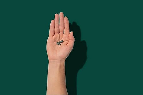 Multivitamínico Diário para Homens | Suporta Atividade Física, Saúde do Cérebro, Coração e Sistema Imunológico com 23 Nutrientes Essenciais Incluindo Cálcio, Magnésio e Zinco | 60 Dias - ROMAN