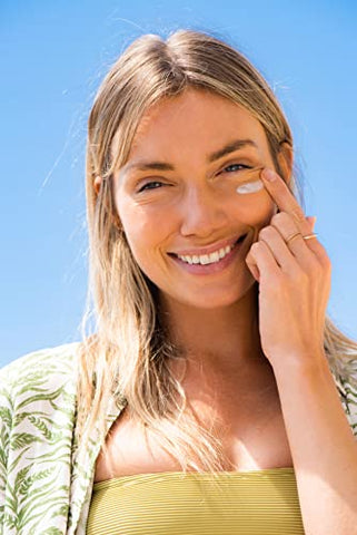 Kit de Proteção Solar COOLA Orgânico FPS 30 com Protetor Labial, Testado por Dermatologistas e Aprovado pela TSA, Vegano e Livre de Glúten, 4 Itens no Total
