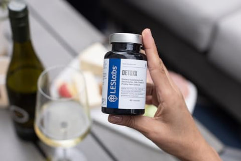 DeToxx – Melhores Manhãs: Suplemento Detox para Recuperação Pós-Festa  de Confiança - LES Labs