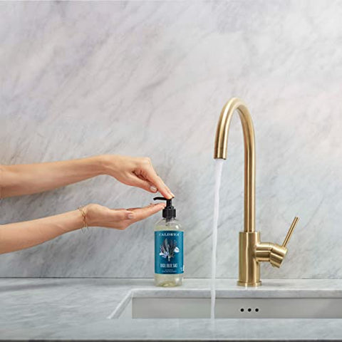 Sabonete Líquido Caldrea, Gel de Aloe Vera, Óleo de Oliva e Óleos Essenciais para Limpar e Condicionar, Manjericão e Sálvia Azul, 320 ml, Pacote com 2