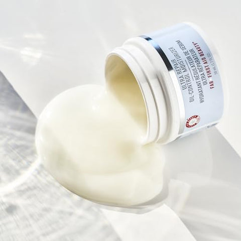 Ultra Repair Oil Control Moisturizer – Creme Matificante Leve sem Óleo – 50 ml - First Aid Beauty