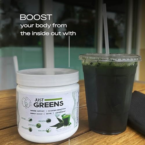 STRAUSS WELLNESS - Just Greens – Pó de Superfood – Clorofila, Spirulina, Moringa, Aloe Vera – 100g