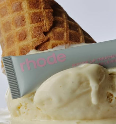 by Hailey Bieber Tratamento Labial de Peptídeo Rhode Vanilla, 0,3 g (Pacote de 1) - Rhode