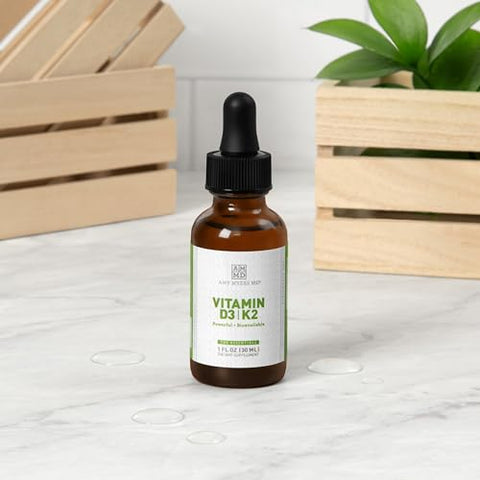 Amy Myers MD - Dr. Amy Myers Vitamina D3 K2 Gotas Líquidas – 5 Gotas Contêm 5000 UI VIT D3, 50 MCG Vitamina K2 MK-7 – Suporte à Função do Sistema Imunológico, Níveis de Energia, Ossos Saudáveis – Não-OGM