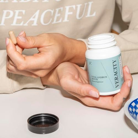VERACITY SELFCARE - Veracity Skin Clarity – Clareador de Pele para uma Aparência Radiante – 30ml