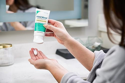 Hidratante Facial com FPS 30 – Protetor Solar Mineral – 75ml – Fórmula sem Irritantes Comuns para Peles Sensíveis - Vanicream