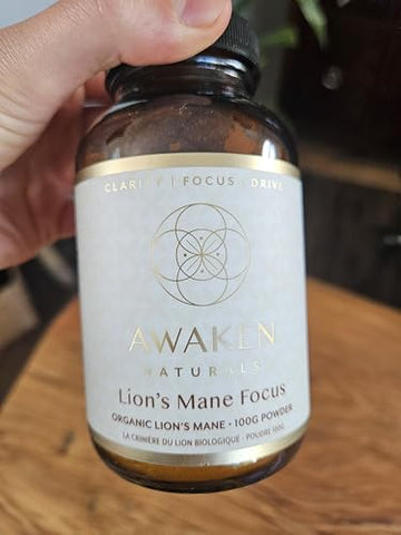 Awaken Naturals - Suplemento Orgânico de Cogumelo do Leão Mane – Potencialize sua Saúde com a Marca Orgânica