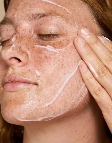 Conjunto de Cuidados com a Pele OSEA Bestsellers – 4 peças – Bolsa de Couro Vegano, Óleo Corporal, Gel de Limpeza Facial, Creme Hidratante – []