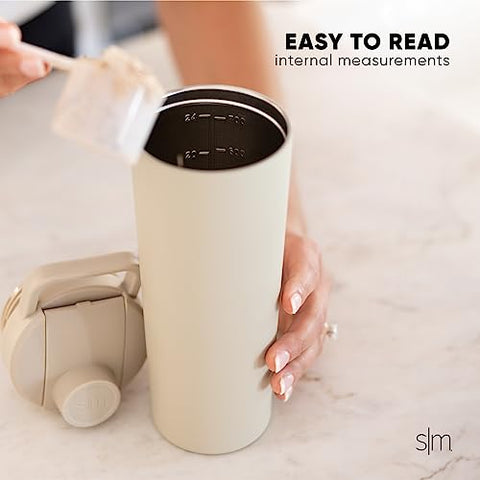 Garrafa Agitadora de Aço Inoxidável Simple Modern 24oz | Copo Isolado de Metal para Misturas de Proteína, Shakes e Pré-Treino | Coleção Rally | Olive Grove