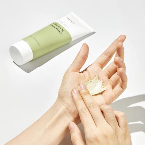 ma:nyo - Ma:nyo Espuma Diária de Limpeza Profunda dos Poros com Soda, Não Irritante, com Vitamina C e Camomila para Mulheres e Homens – Cuidados com a Pele Coreana 150ml