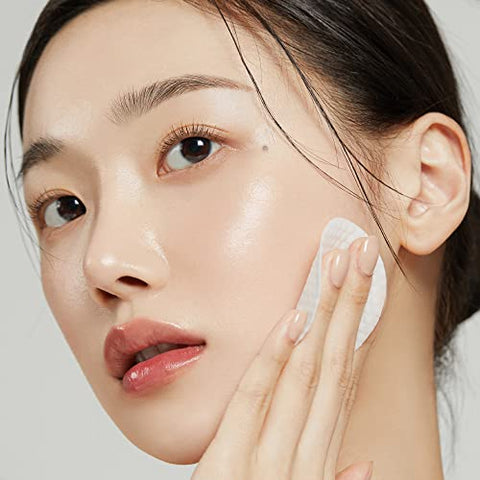 Zero Pore Pads 2.0 – Almofadas de Tônico Facial Dual-Texturizadas para Esfoliação e Minimização de Poros com 4,5% de Ácido Lático AHA – Medicube - Medicube
