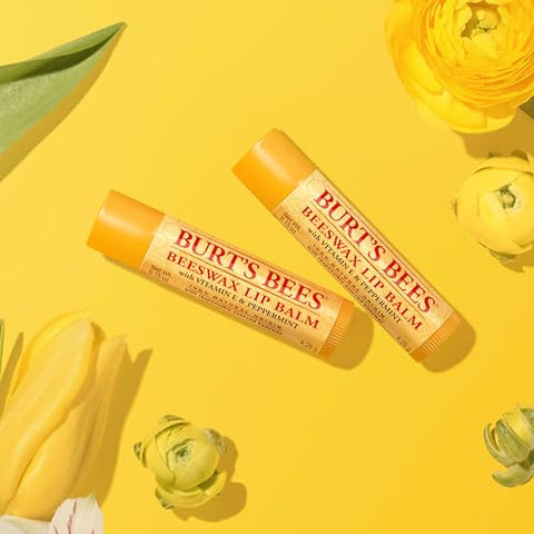 Burt's Bees - Burt’s Bees Lip Balm – Pack com 12 unidades de Cera de Abelha Original, Hidratante Labial com Cera de Abelha de Origem Responsável, Livre de Tintas, Tratamento Labial Condicionante de Origem Natural, 12 Tubos