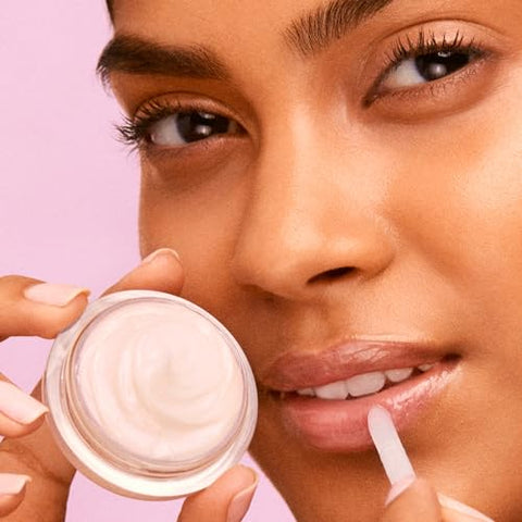 LANEIGE Lip Treatment Balm: Nutre, Hidrata, Suaviza Rugas Labiais e Aumenta Volume  LANEIGE