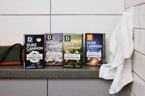 Kit de Sabonetes Grandes Big Brick – Aromas Masculinos, 10 oz (Pacote com 4 Variedades) (FRONTIER 40, Pacote com 4 Unidades) - Duke Cannon Supply Co.