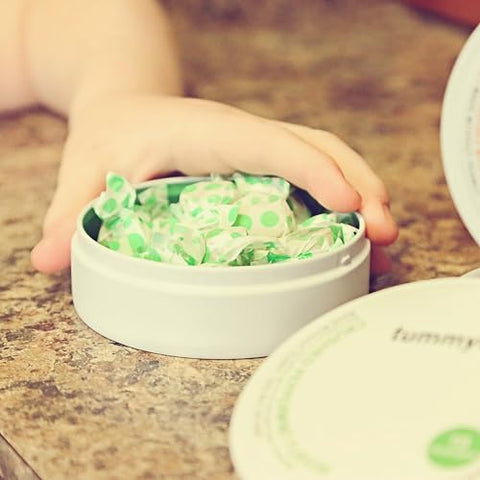 tummy drops - Tummydrops de Hortelã-Pimenta Fresca Esmagada (Pacote com 3 Latas – 54 Gotas no Total) – Marca Tummydrops