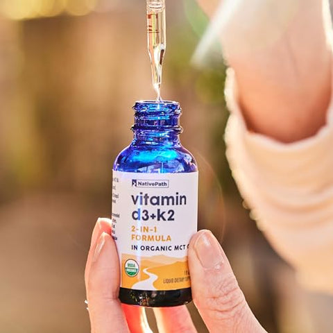 D3K2 Tincture – Vitamina D3 e Vitamina K2 com Óleo MCT Orgânico – 30ml – Bioabsorção Rápida – Multivitamínico para Fortalecimento Ósseo e Saúde Total - NativePath