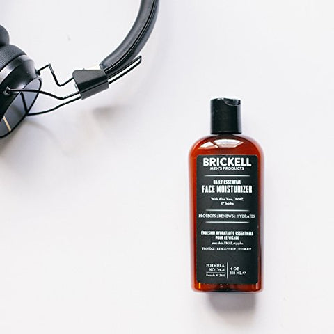 Brickell Men's Products - Hidratante Facial Essencial Diário para Homens Brickell, Natural e Orgânico, Absorção Rápida com Ácido Hialurônico, Chá Verde e Jojoba, 4 Ounce, Perfumado