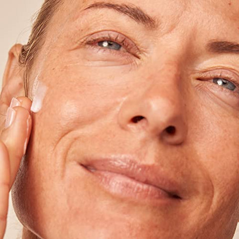Creme Lácteo Vitamina C Dewy Deep: Hidratação Intensa para um Acabamento Radiante, 60g - Dr Dennis Gross