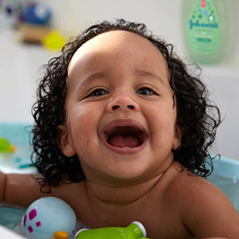 Johnson's Baby - Shampoo Johnson’s No More Tangles para Crianças, Fórmula Suave Sem Lágrimas, Hipoalergênico e Livre de Parabenos, Ftalatos, Sulfatos e Corantes, 400 ml