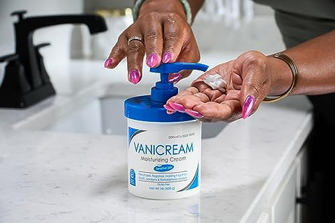 Creme Hidratante Vanicream com Dosador – 473 ml (454 g) – Fórmula sem Irritantes Comuns para Peles Sensíveis