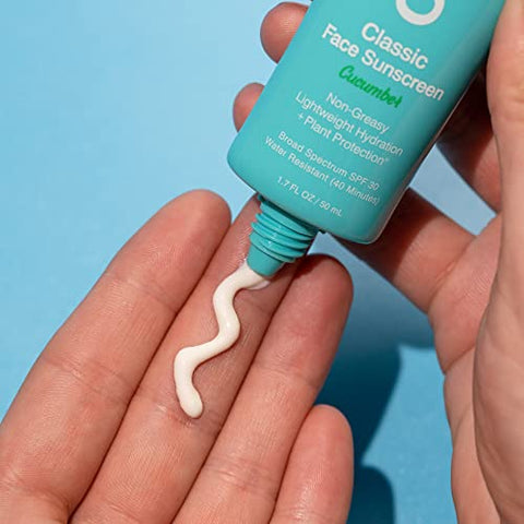 Kit de Proteção Solar COOLA Orgânico FPS 30 com Protetor Labial, Testado por Dermatologistas e Aprovado pela TSA, Vegano e Livre de Glúten, 4 Itens no Total