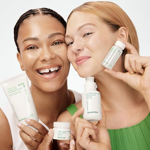 Kit de Rotina innisfree Hydration Heroes com Chá Verde: Sérum, Cleanser, Toner e Creme (Embalagem Pode Variar) – Cuidados com a Pele Coreanos