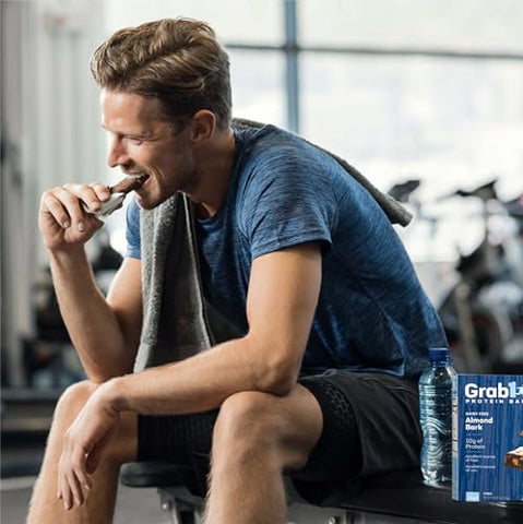 GRAB1 - Grab1 Barras de Proteína Sem Laticínios “Alta Fibra” | 9g de Fibra | 10g de Proteína | Sabor Amêndoa (2 Pacotes – 10 Barras) | Controla a Fome | Baixa Caloria | Menor Carboidrato Líquido