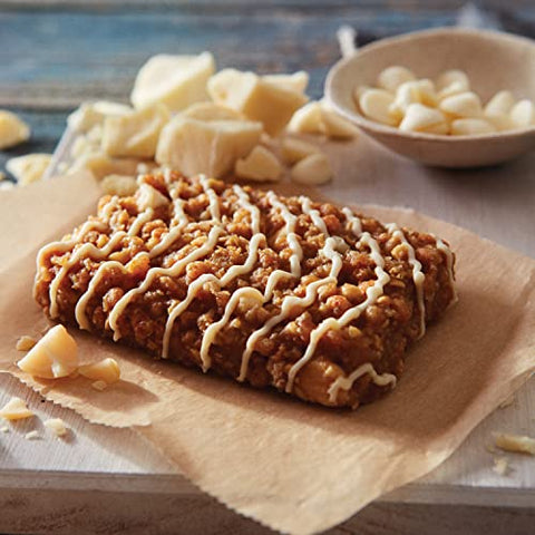 Clif Bar - Barras Energéticas CLIF – Sabor Macadâmia com Chocolate Branco – Feitas com Aveia Orgânica – Alimento à Base de Plantas – Vegetariano – Kosher (Barras de Proteína de 2,4 Ounces, 12 Unidades) Embalagem Pode Variar