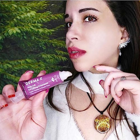 Creme para os Olhos com Células-Tronco – Ação Múltipla Firmadora e Tensora para a Área dos Olhos e Pálpebras Superiores – Hidratante e Revitalizante, 15g - Derma E