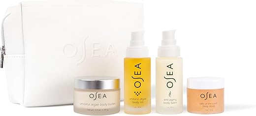 Conjunto de Cuidados Corporais OSEA Bestsellers – Mime-se com um Kit de 4 Peças para o Corpo – Bolsa de Couro Vegano com Óleo Corporal, Esfoliante Corporal, Bálsamo Corporal, Manteiga Corporal – Beleza Natural – Ideal para Cuidados com a Beleza