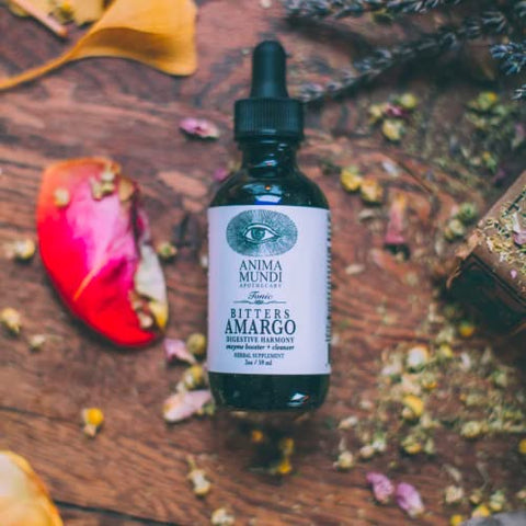 Anima Mundi Apothecary - Anima Mundi Amargo Digestive Bitters – Tônico Digestivo de Ervas – Bitters Digestivos para Limpeza – Gotas Líquidas para Limpeza e Desintoxicação do Fígado com Ingredientes Orgânicos (60ml)