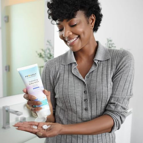 Loção Hidratante para Bebês de Pele Sensível – Loção Corporal para Crianças e Bebês com Pele Seca – Creme Hidratante para Eczema com Óleo de Jojoba (300ml) - PROUDLY