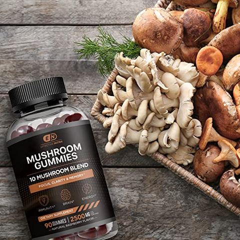 EFFECTIVE NUTRA - Mushroom Gummies 10 Blend – Complexo de Cogumelos 2500mg – Impulsionador Cerebral, Suporte Imunológico, Energia – Suplemento de Cogumelos para Homens
