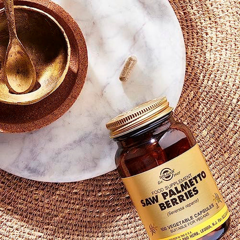 SOLGAR - Solgar Saw Palmetto Berries – Cápsulas Vegetais 100 Unidades – Saúde Masculina – Potência Total – Não-OGM, Vegano, Sem Glúten, Sem Laticínios, Kosher – 100 Porções