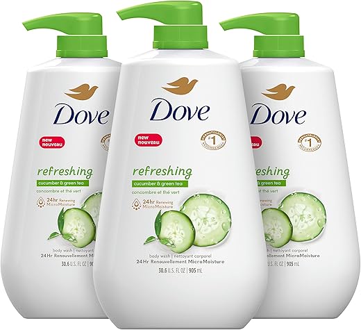 Body Wash com Bomba Pepino Refrescante e Chá Verde Revitaliza a Pele Limpeza Eficaz que Remove Bactérias Enquanto Nutre Sua Pele 900 ml (Pacote com 3) - Dove