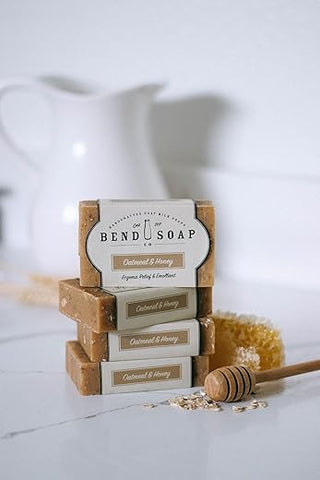 Sabonete Artesanal de Leite de Cabra Bend Soap Company para Alívio de Pele Seca, Aveia
