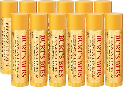 Burt's Bees - Burt’s Bees Lip Balm – Pack com 12 unidades de Cera de Abelha Original, Hidratante Labial com Cera de Abelha de Origem Responsável, Livre de Tintas, Tratamento Labial Condicionante de Origem Natural, 12 Tubos